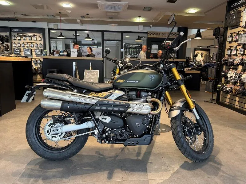 SCRAMBLER 900