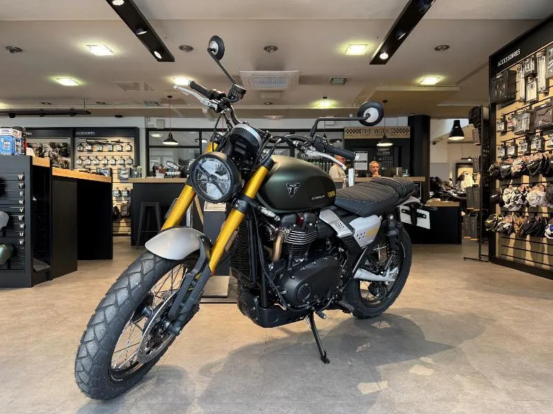 SCRAMBLER 900