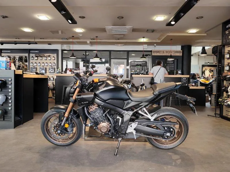 CB 650 R