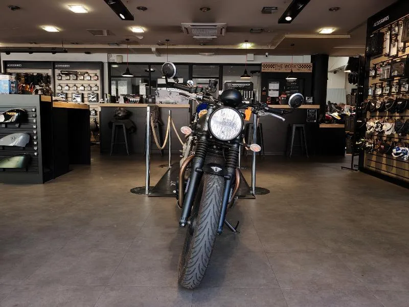 SPEED TWIN 900