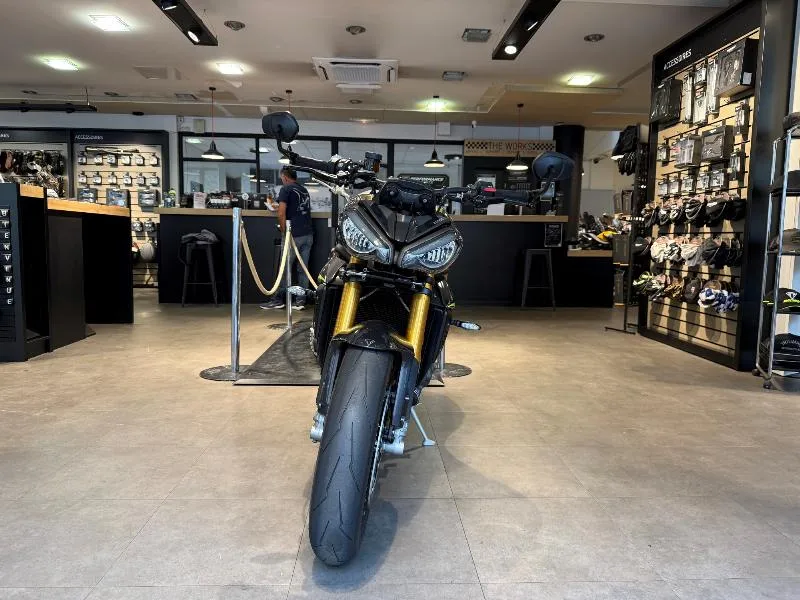 SPEED TRIPLE 1200 RS