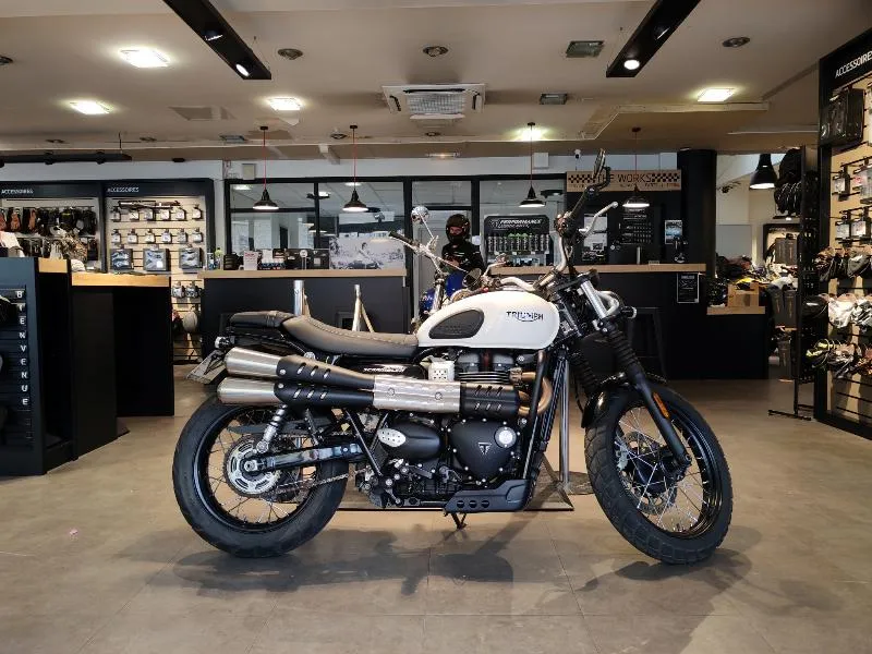 STREET SCRAMBLER  900 2019