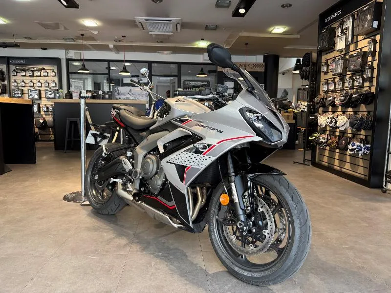 	DAYTONA 660