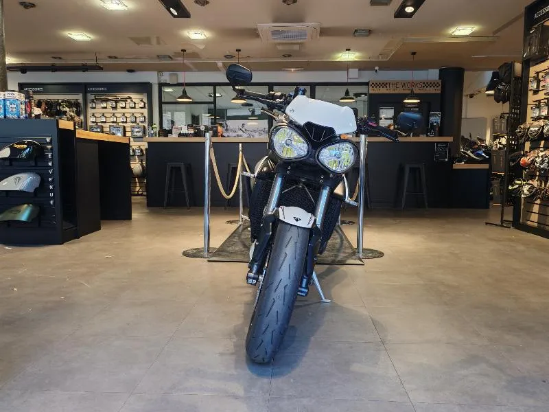 STREET TRIPLE 765 RS