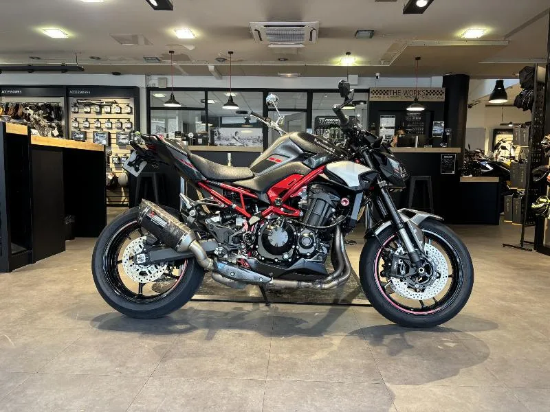 Z 900