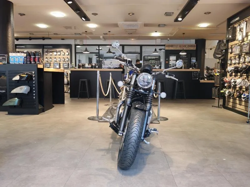 BONNEVILLE SPEEDMASTER 1200