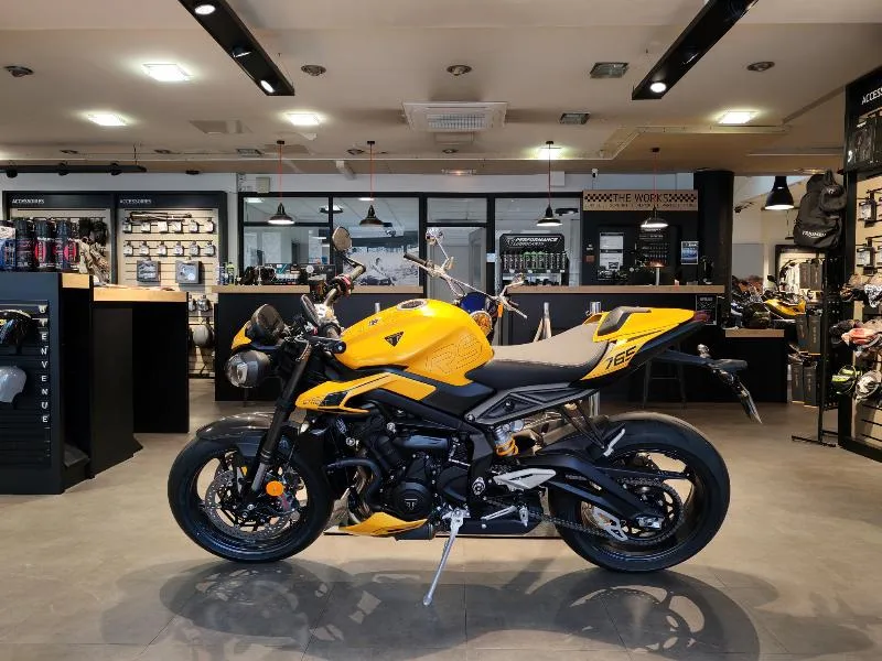 STREET TRIPLE 765 RS