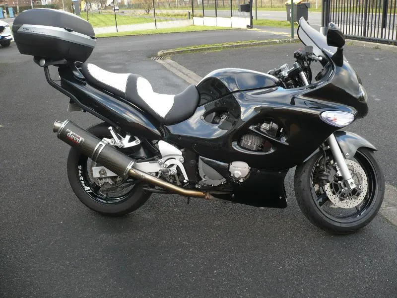 GSX 750 F