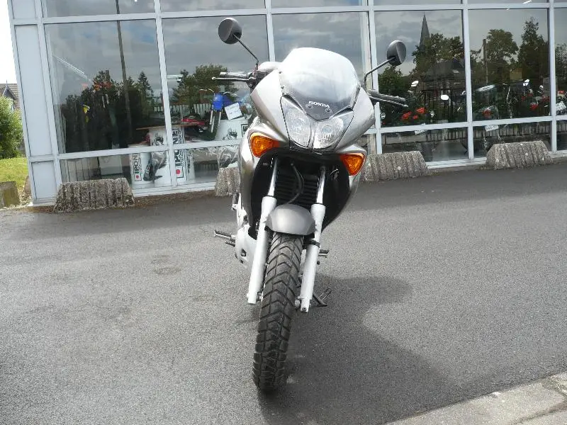 VARADERO 125
