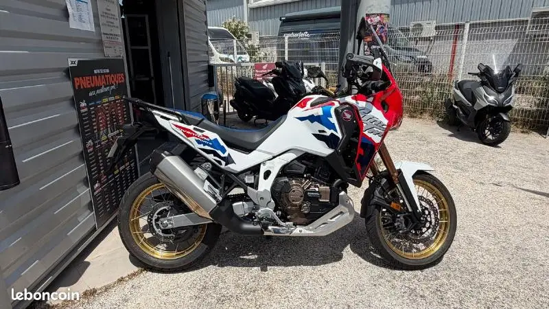 CRF 1100 L AFRICA TWIN  ADVENTURE SPORTS DCT