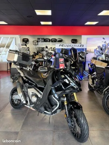 XADV 750 DCT