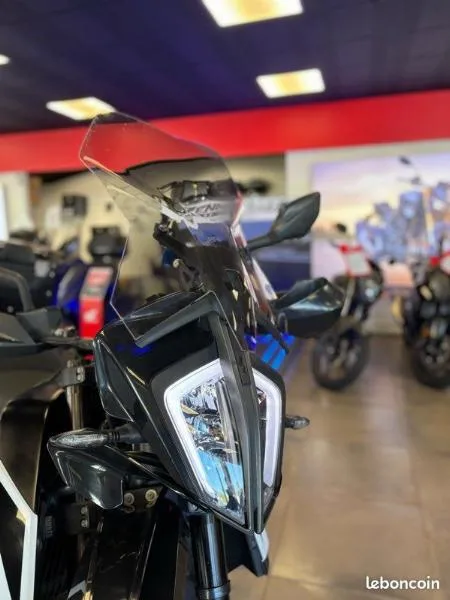 790 ADVENTURE