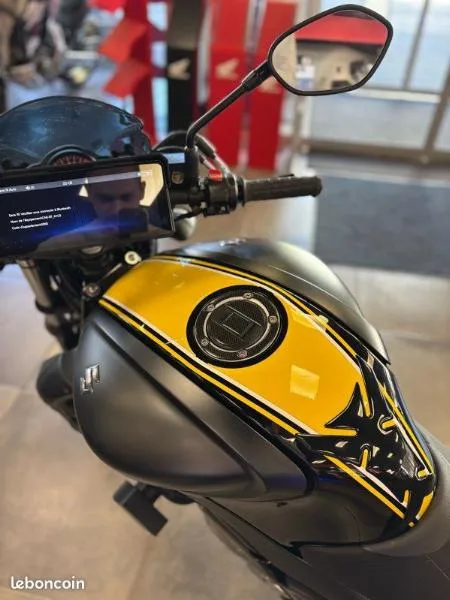 GLADIUS 650