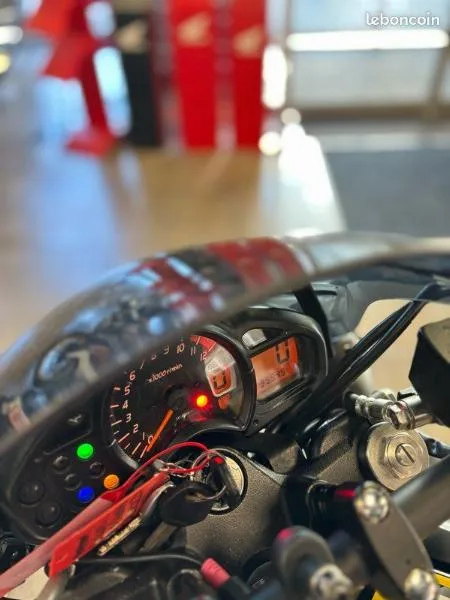 GLADIUS 650