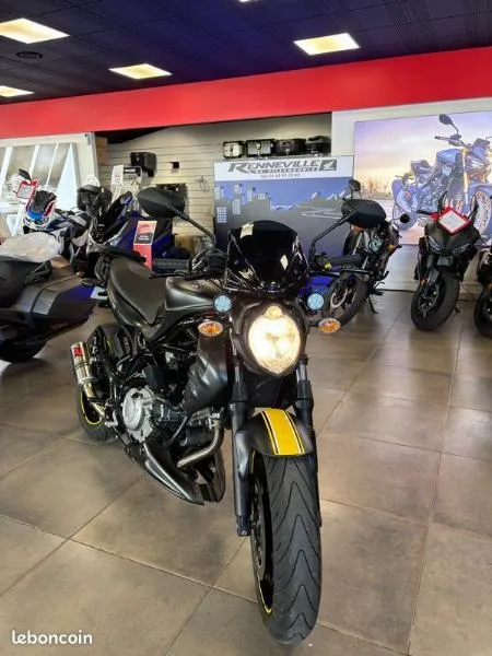 GLADIUS 650
