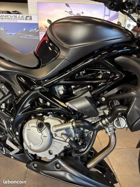 GLADIUS 650