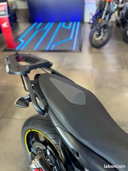 GLADIUS 650