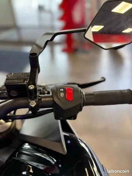 125 DUKE ABS