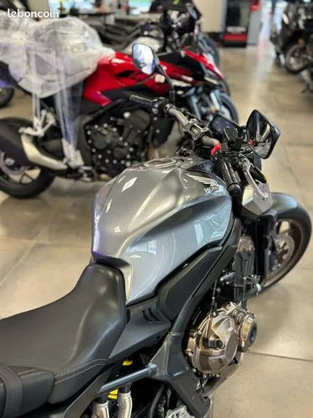 CB650R Neo Sports Café