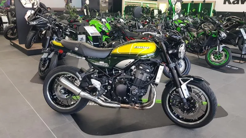Z900RS