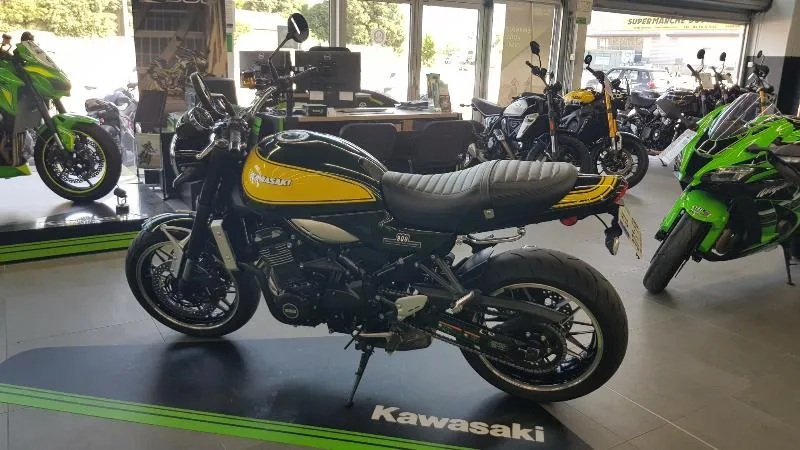 Z900RS