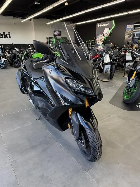 XP TMAX 560 TECH MAX