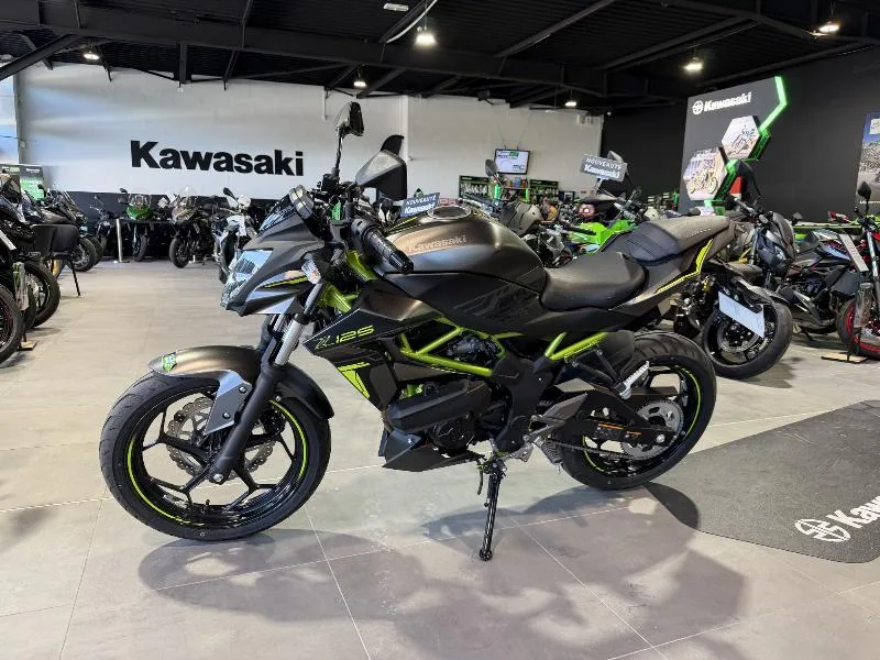 Z125