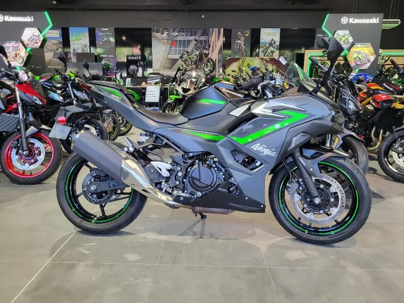 Ninja 500 SE