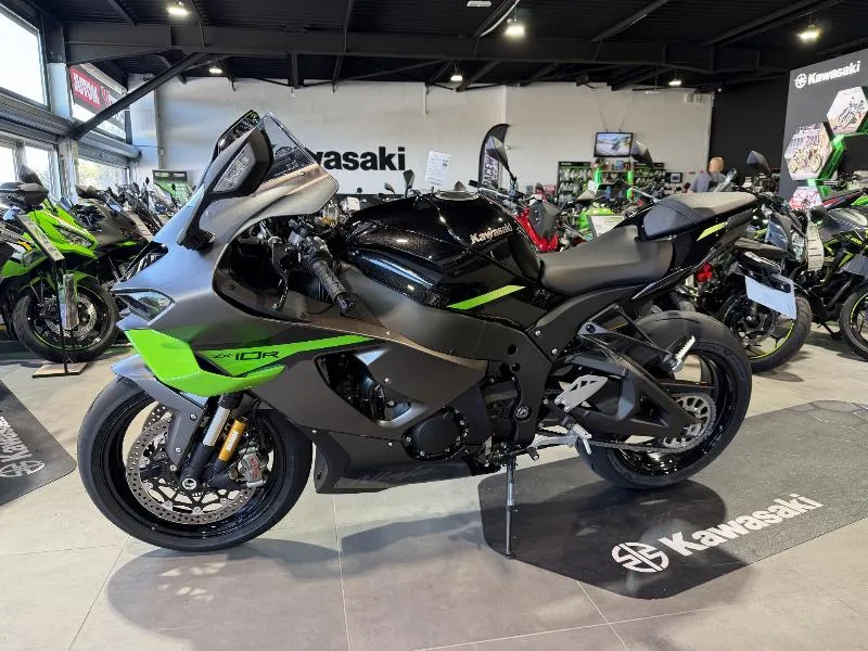 ZX10R