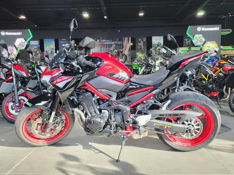 Z 900