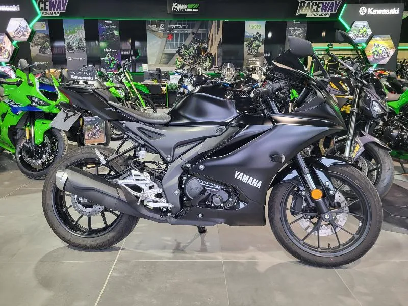 YZFR 125