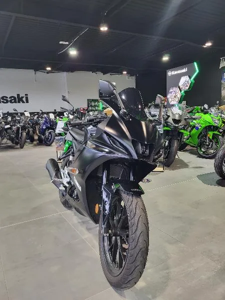 YZFR 125