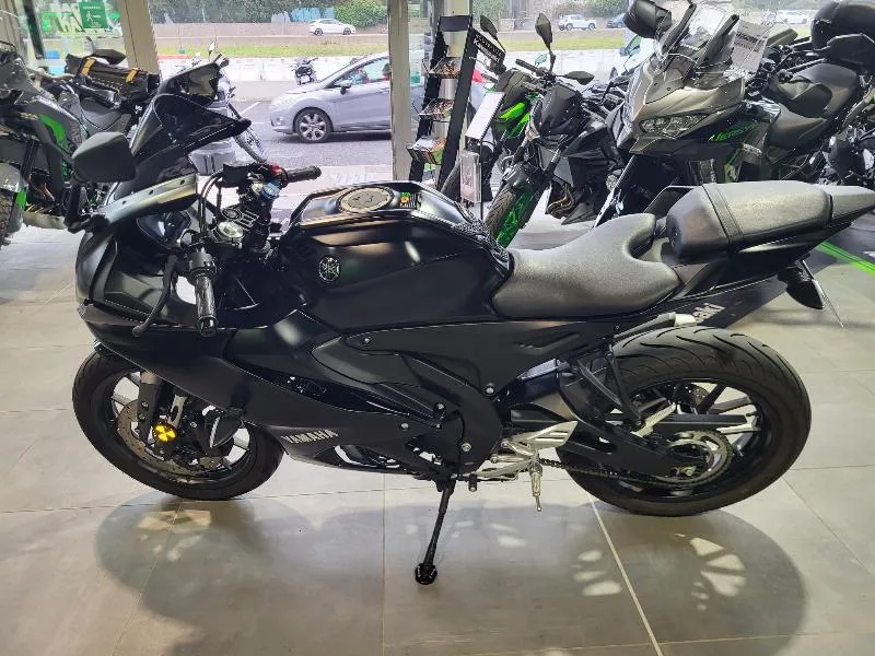 YZFR 125