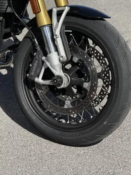 R 12 NineT