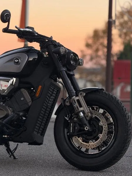SRV 600