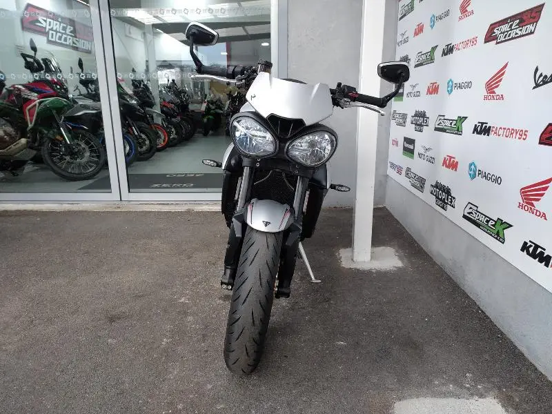 STREET TRIPLE 765 R