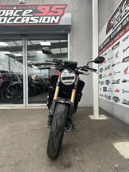 CB 650 R