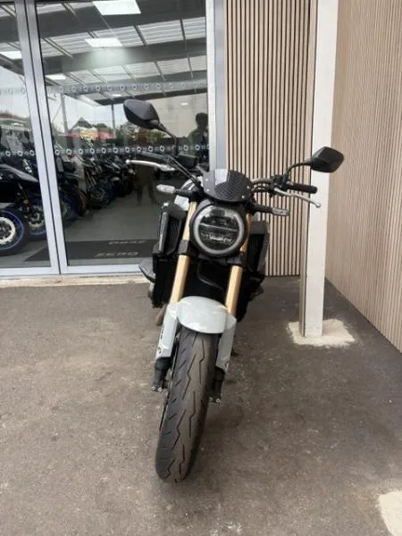 CB 650 R