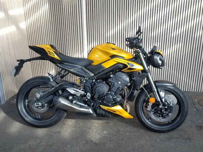 STREET TRIPLE 765 RS 2024
