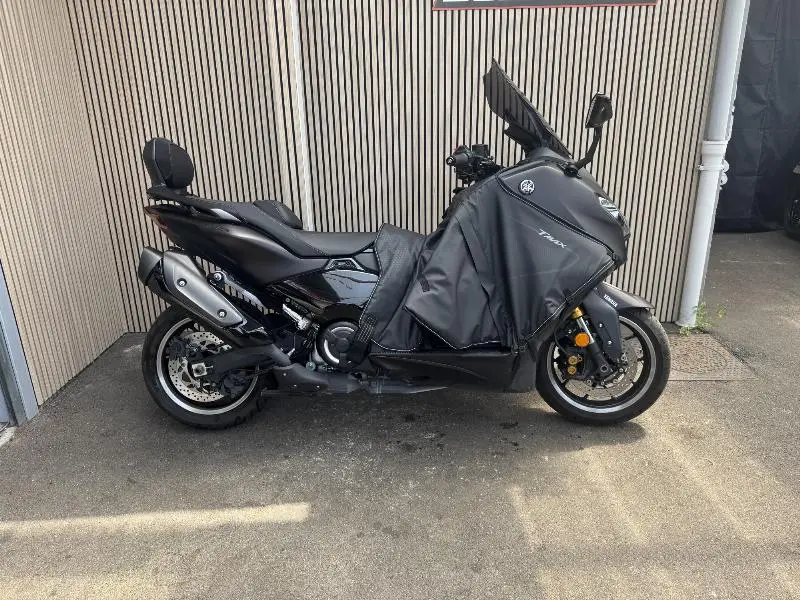 XP TMAX 560 TECH MAX