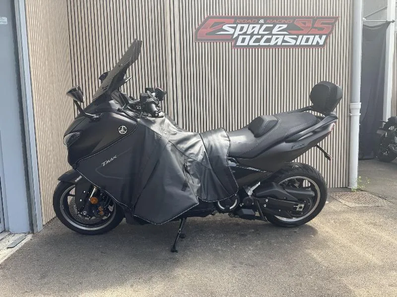 XP TMAX 560 TECH MAX