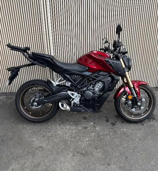 CB 125  R