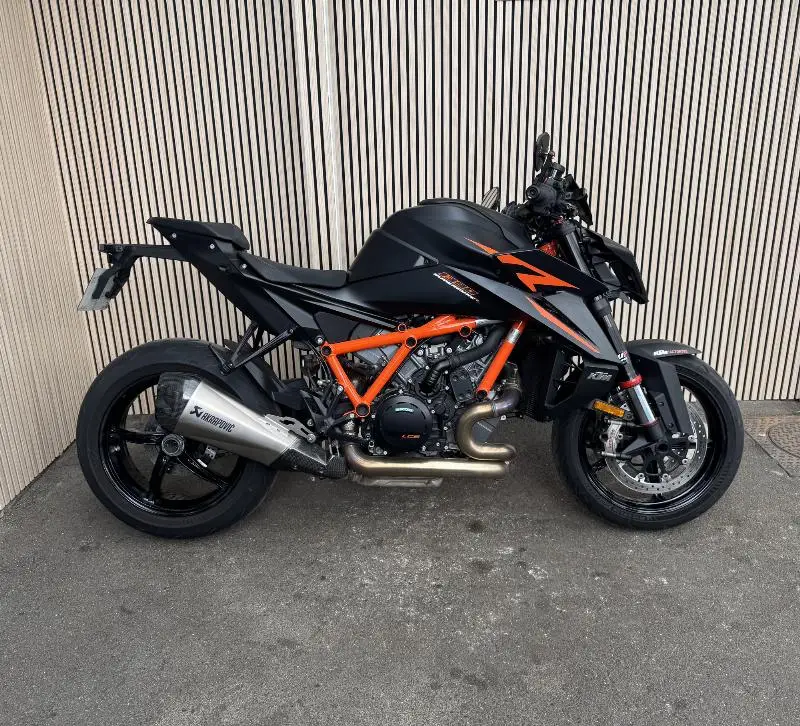 1390 SUPER DUKE R