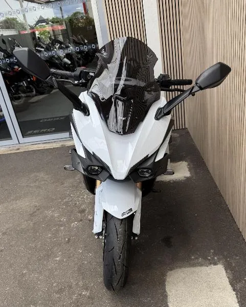 GSXS 1000 GT