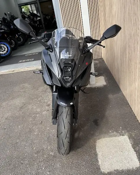 GSX8R