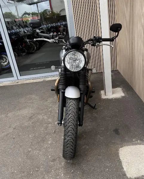 SPEED TWIN 900