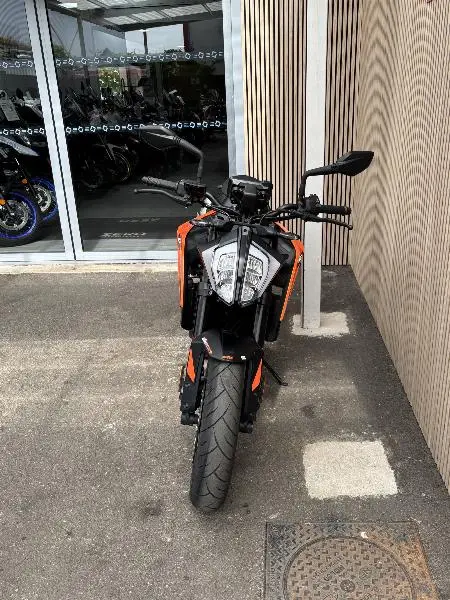 790 DUKE L