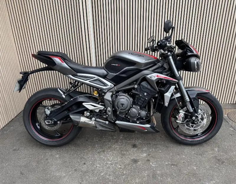 STREET TRIPLE 765 RS