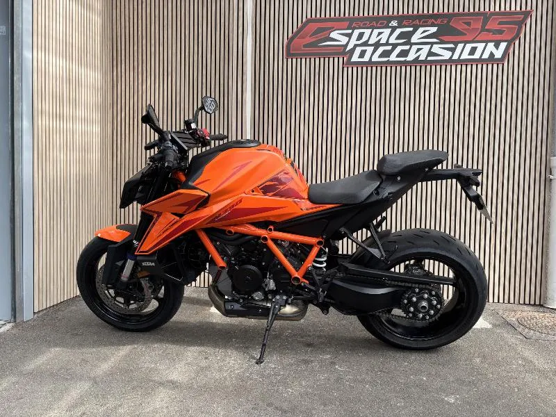 KTM 1390 SUPER DUKE R EVO TECH PACK