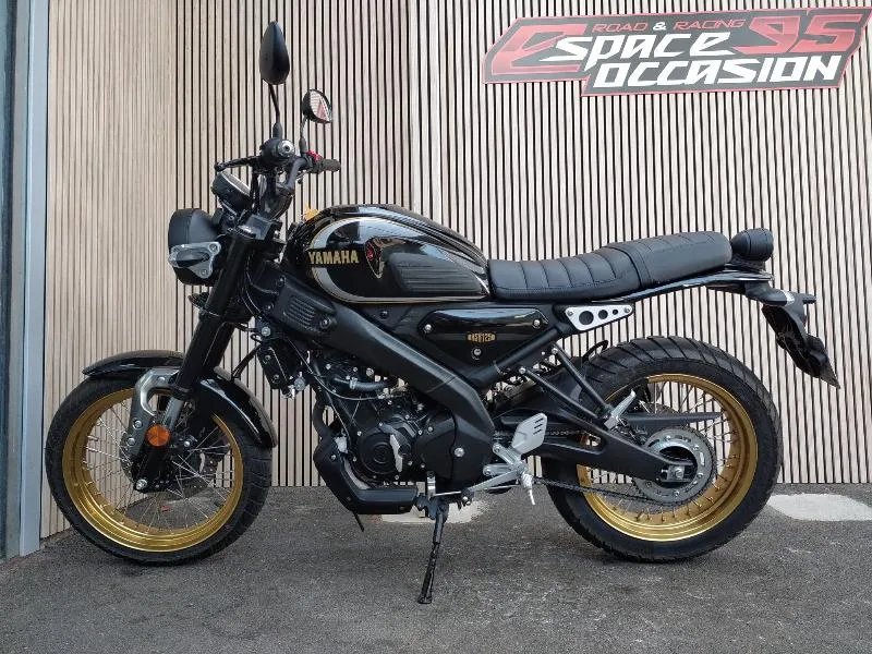 XSR 125 Legacy